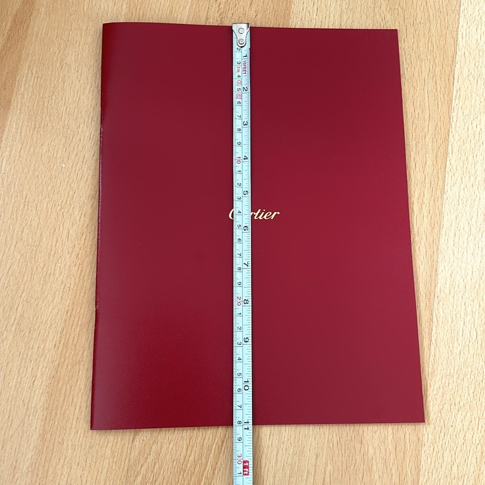 Cartier shopping bag, receipt holder, perfume samples and coloring book - Picture 11 of 16